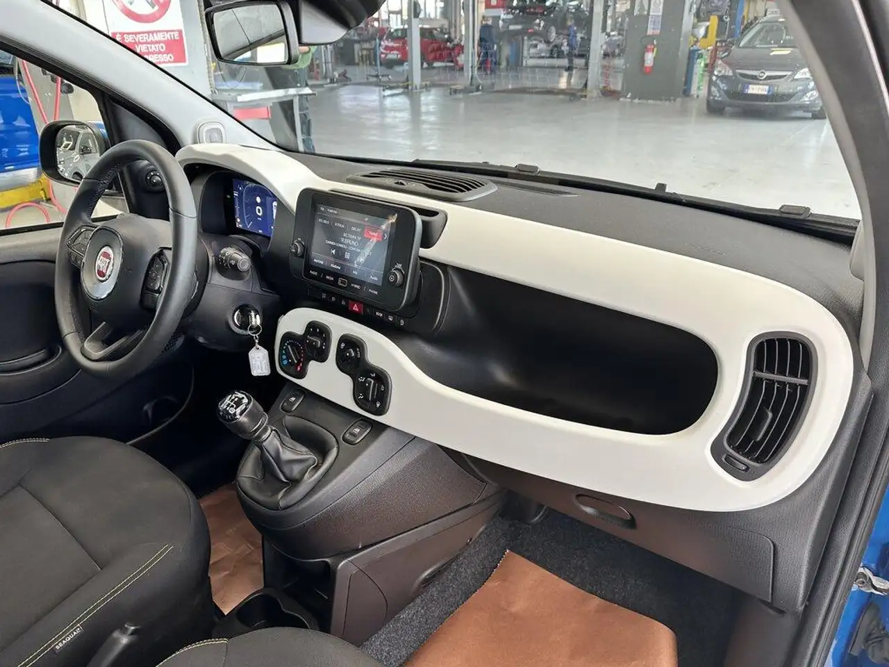 Fiat Panda Pandina 1.0 firefly hybrid s&s 70cv 21