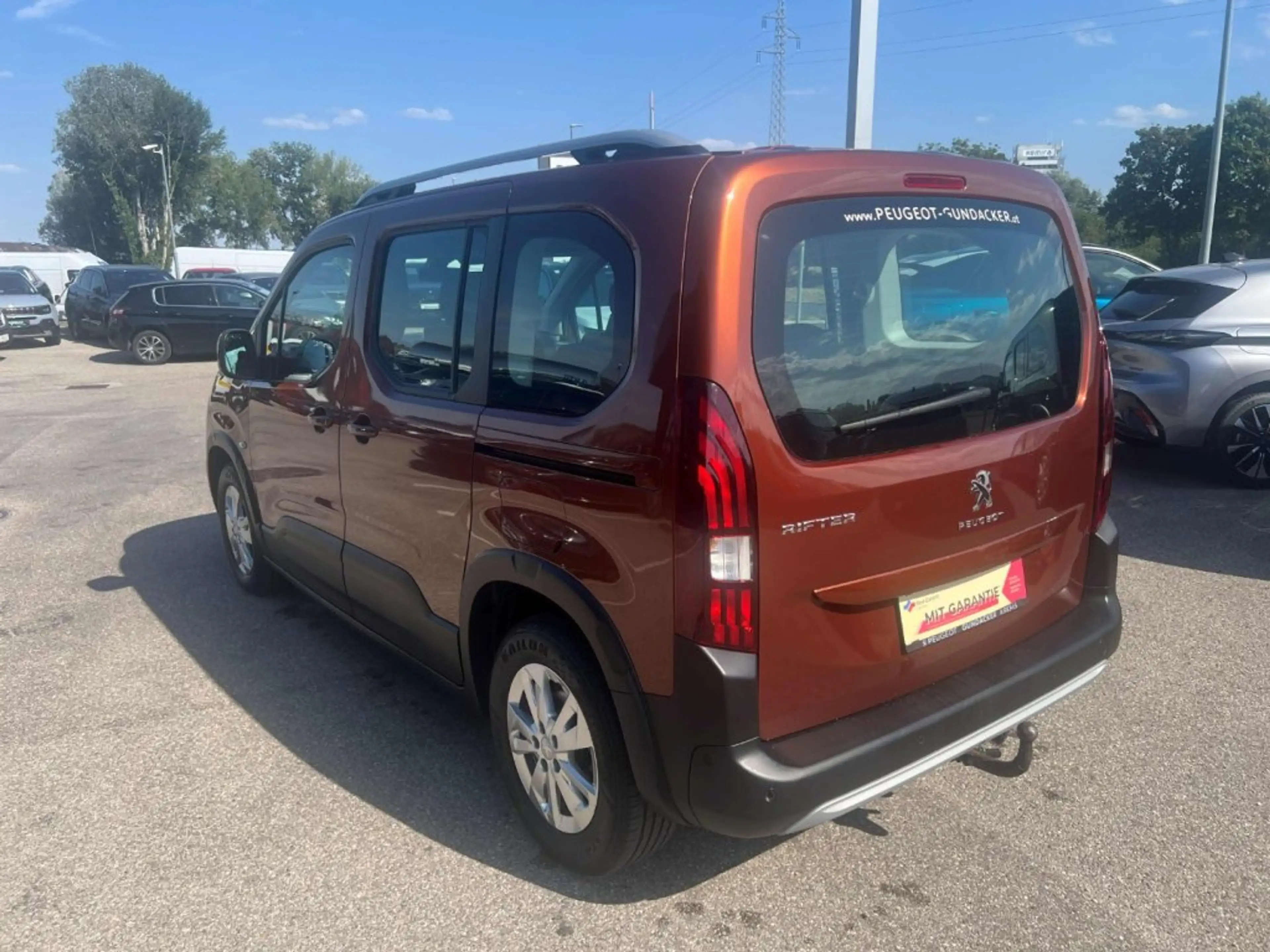 Peugeot Rifter Allure 1,5BlueHDi130AT8 — photo 4