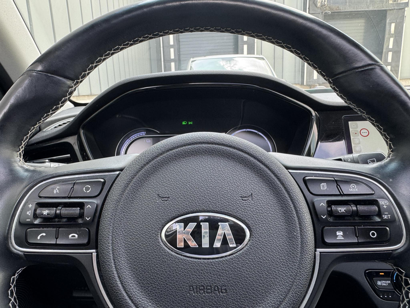 Kia e-Niro ExecutiveLine Sky 64 kWh | SOH: 93,9% | 3 Fase | W — photo 19