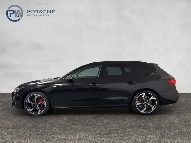 Audi A4 view 3