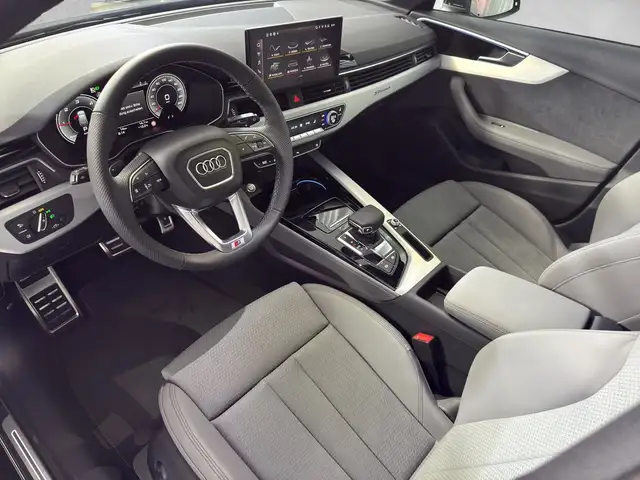 Audi A4 view 6