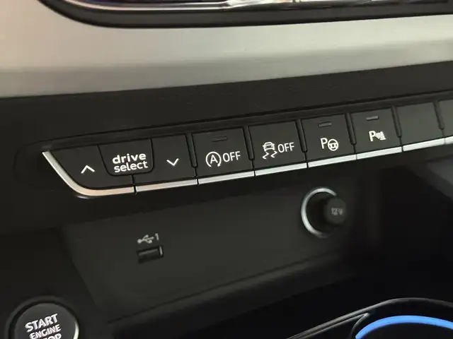 Audi A4 view 12