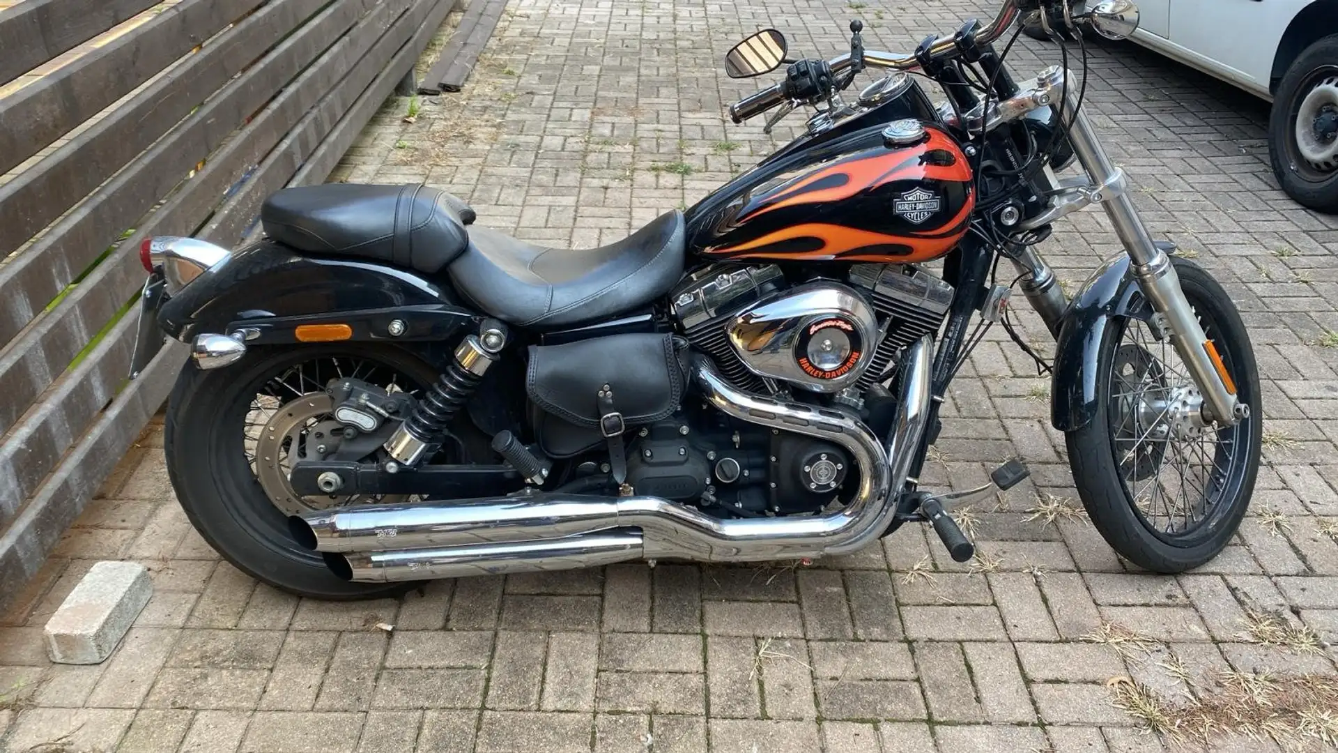 Harley-Davidson Dyna Wide Glide Noir - 1