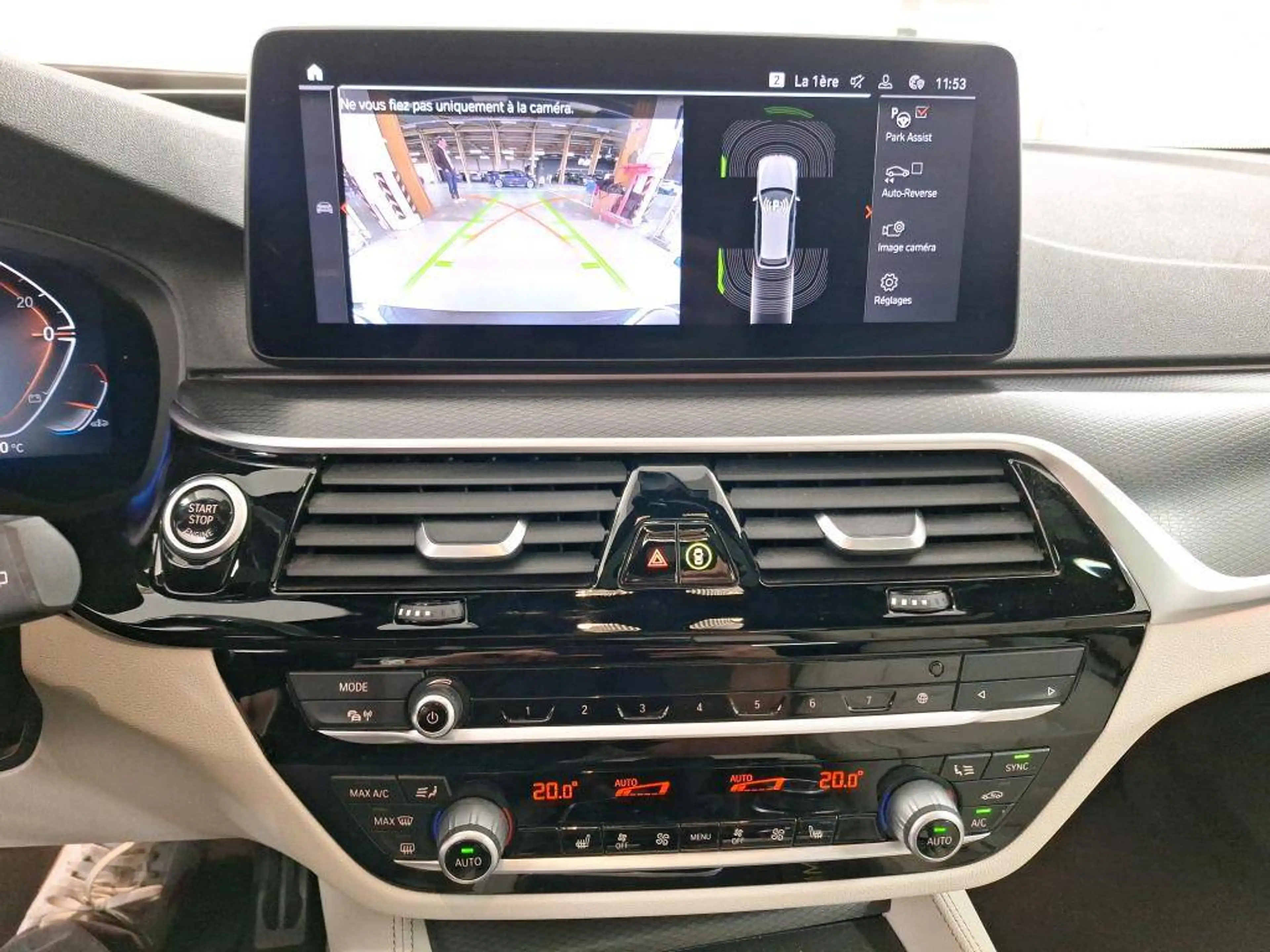 BMW 518 dA 150 Touring Kit M **CUIR SPORT-TOIT OUVRANT-CAMERA-DIGITAL-KEYLESS** — photo 10