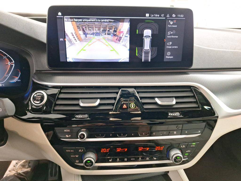 BMW 518 dA 150 Touring Kit M **CUIR SPORT-TOIT OUVRANT-CAMERA-DIGITAL-KEYLESS** — photo 10