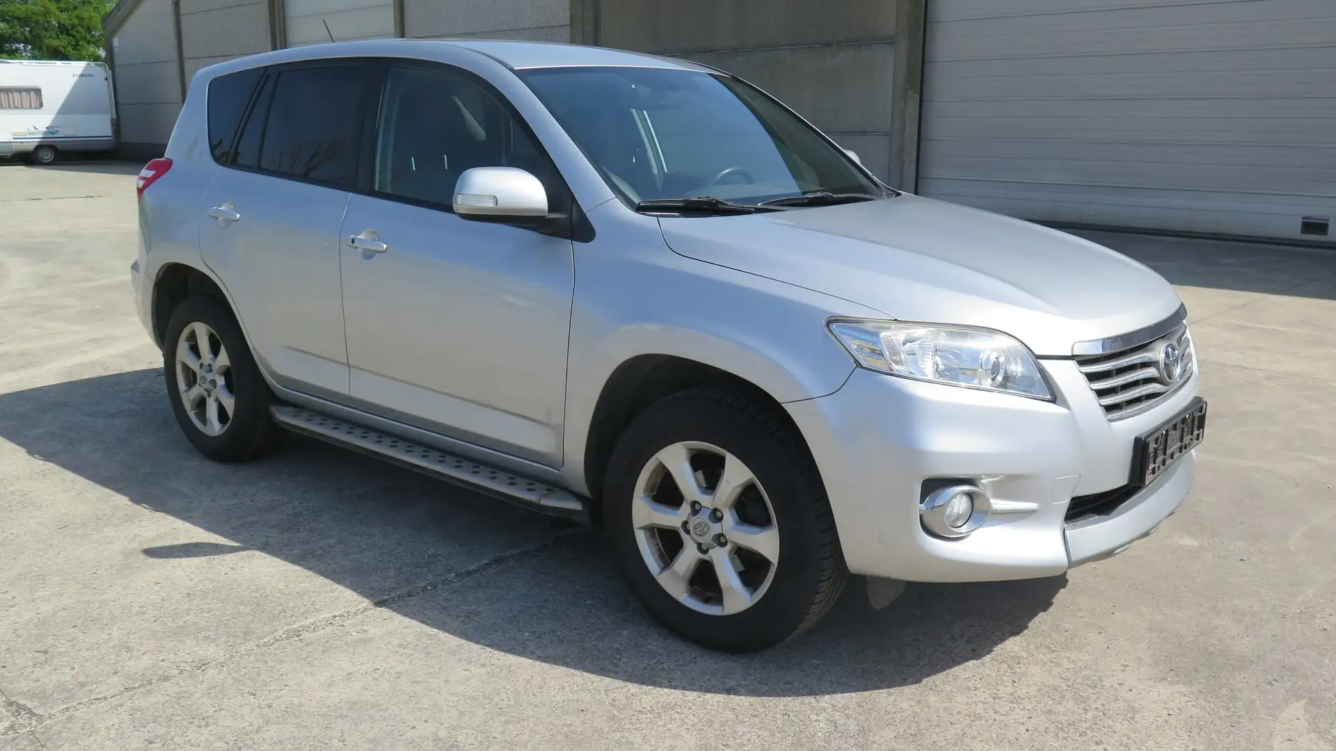 Toyota RAV 4 Rav4 2.2 D-4D 4x4 VIP DPF Zilver - 2