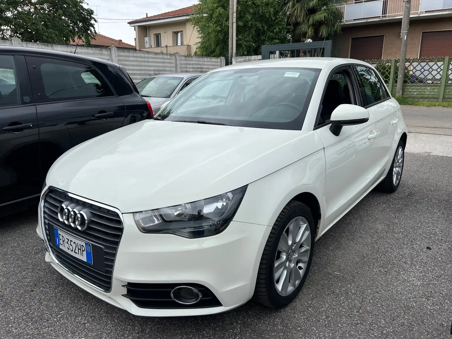 Audi A1 A1 Sportback 1.2 tfsi Admired Wit - 1