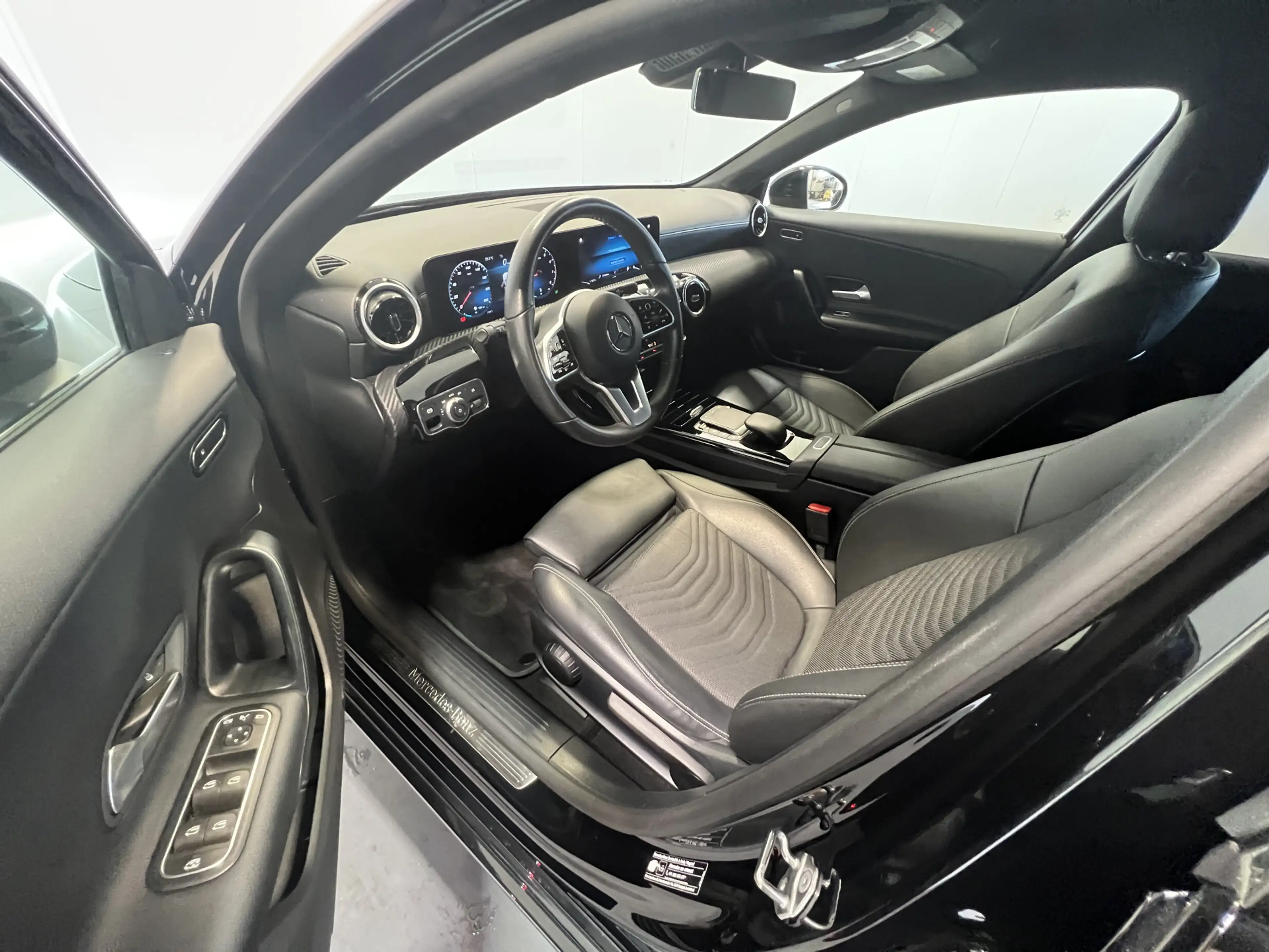 Mercedes-Benz A 200 AMG Line | Navigatie/Android/Apple Carplay | LM Ve — photo 6