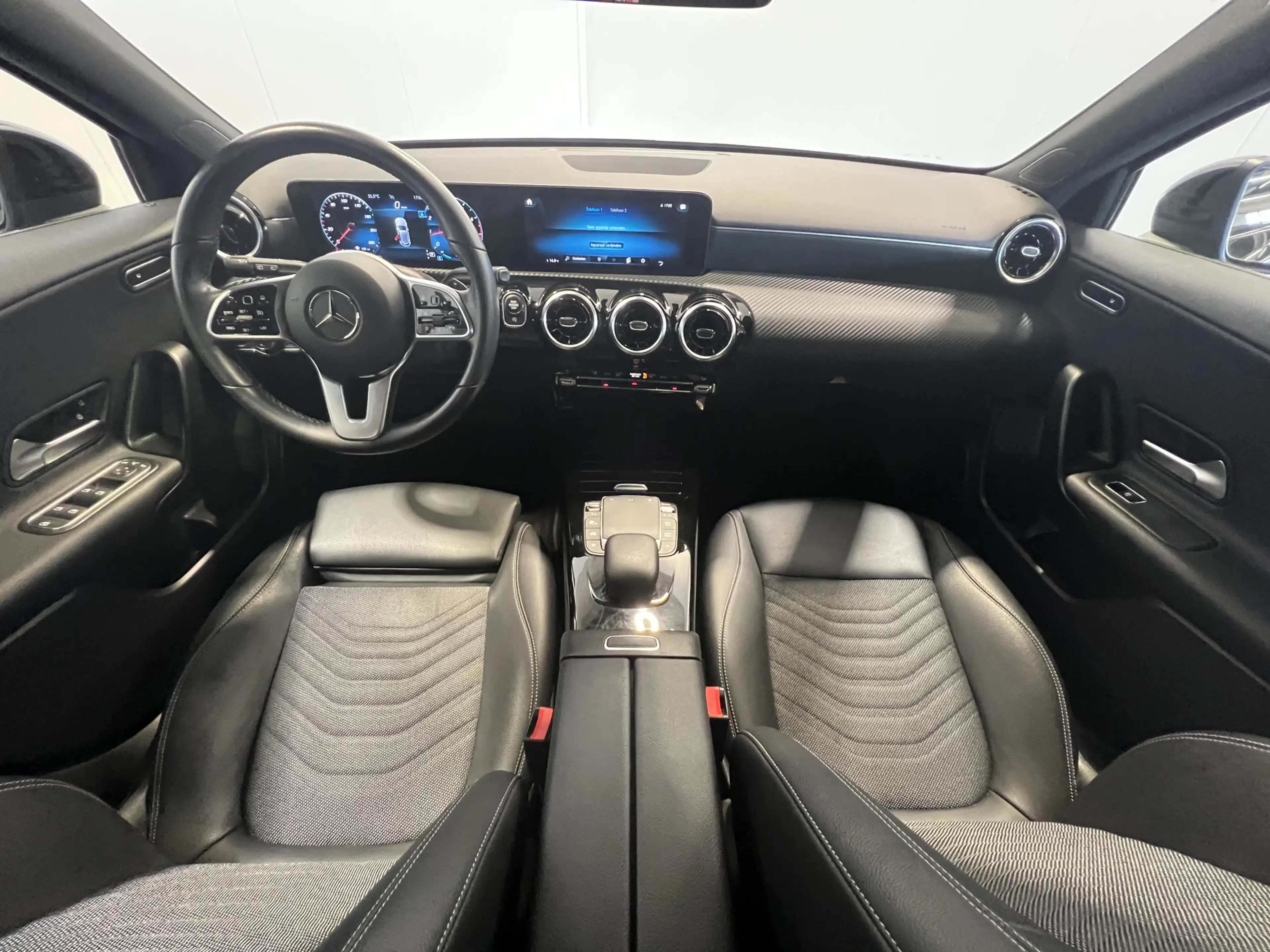 Mercedes-Benz A 200 AMG Line | Navigatie/Android/Apple Carplay | LM Ve — photo 5