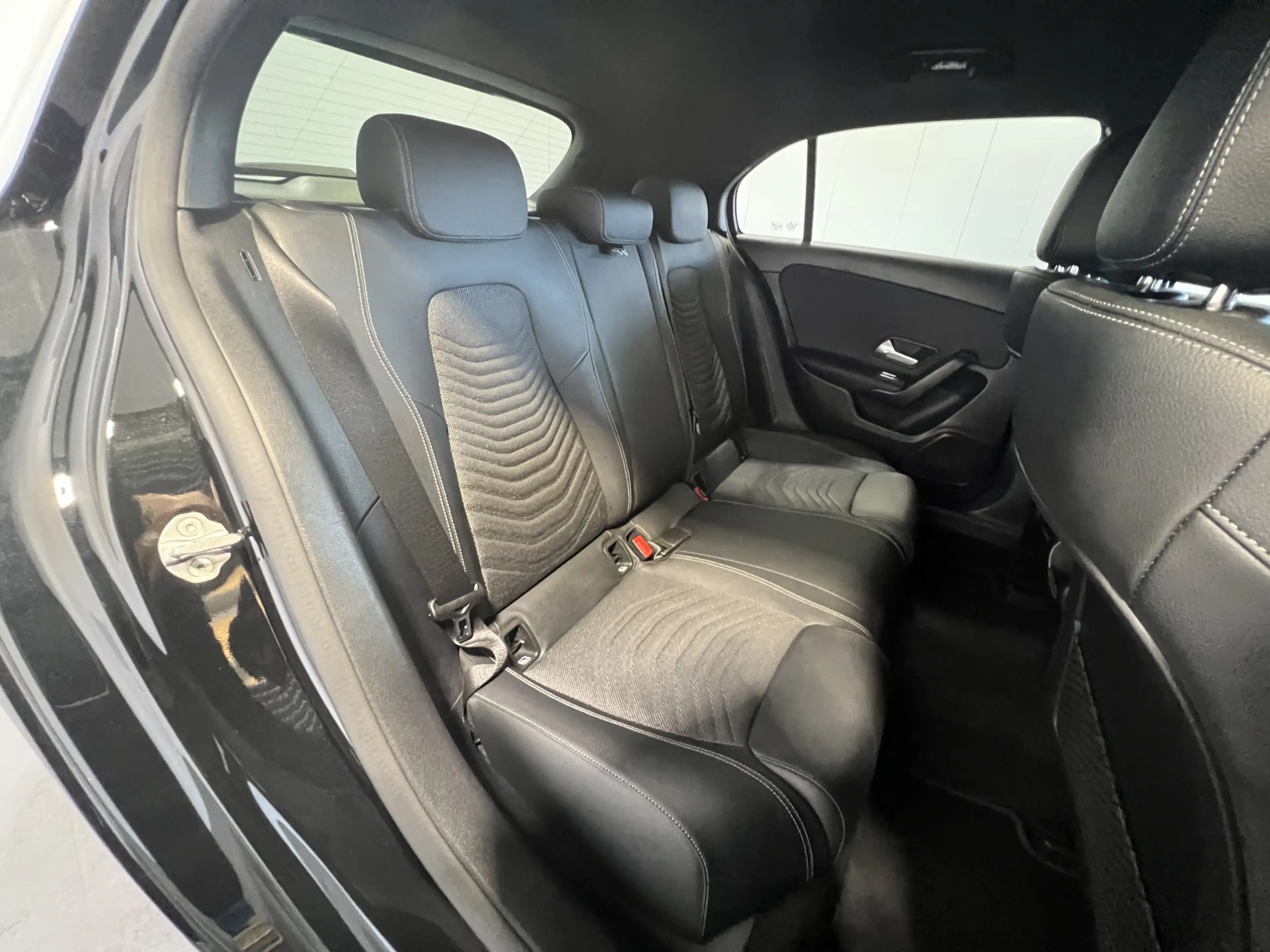 Mercedes-Benz A 200 AMG Line | Navigatie/Android/Apple Carplay | LM Ve — photo 8