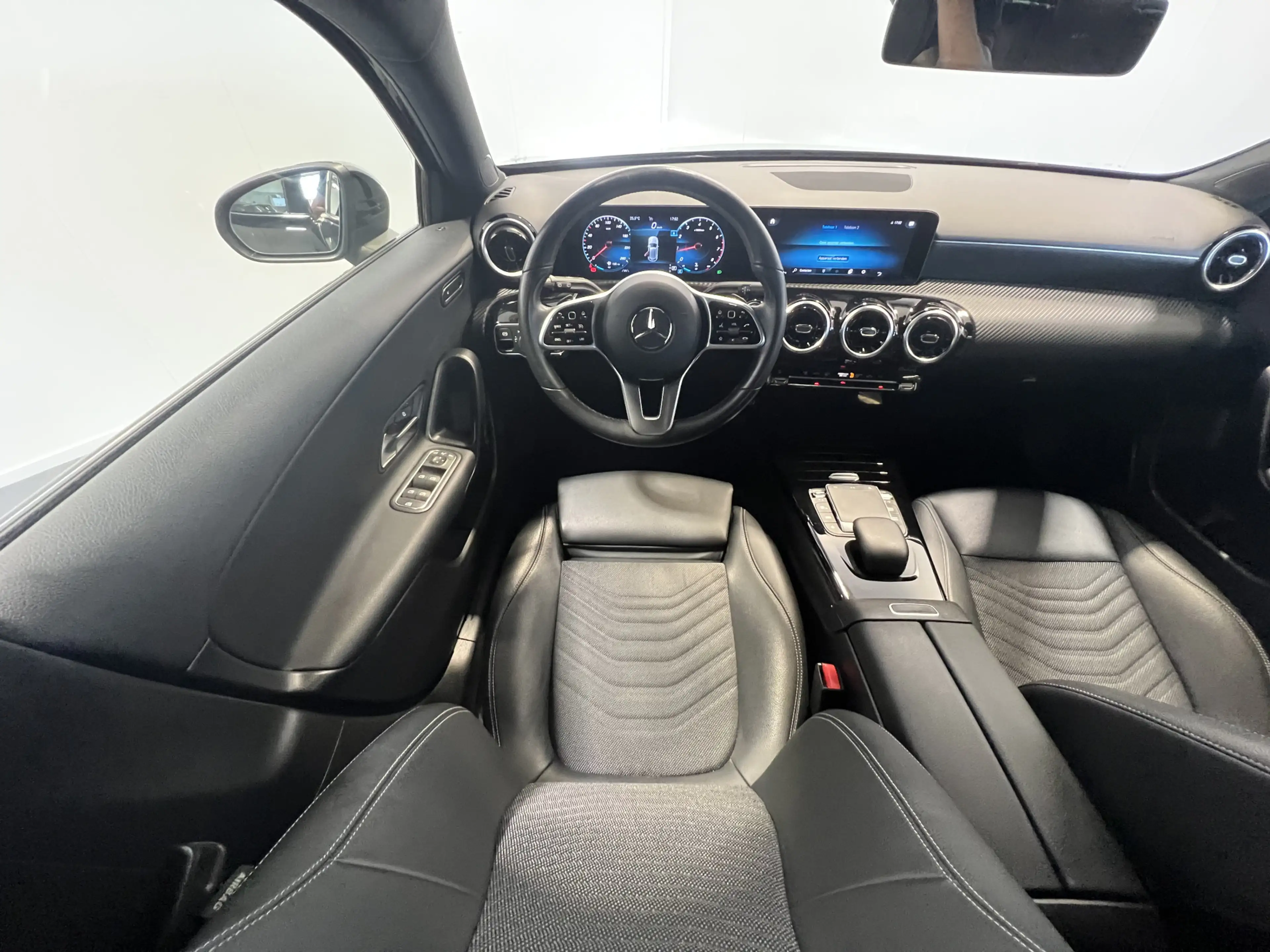 Mercedes-Benz A 200 AMG Line | Navigatie/Android/Apple Carplay | LM Ve — photo 34
