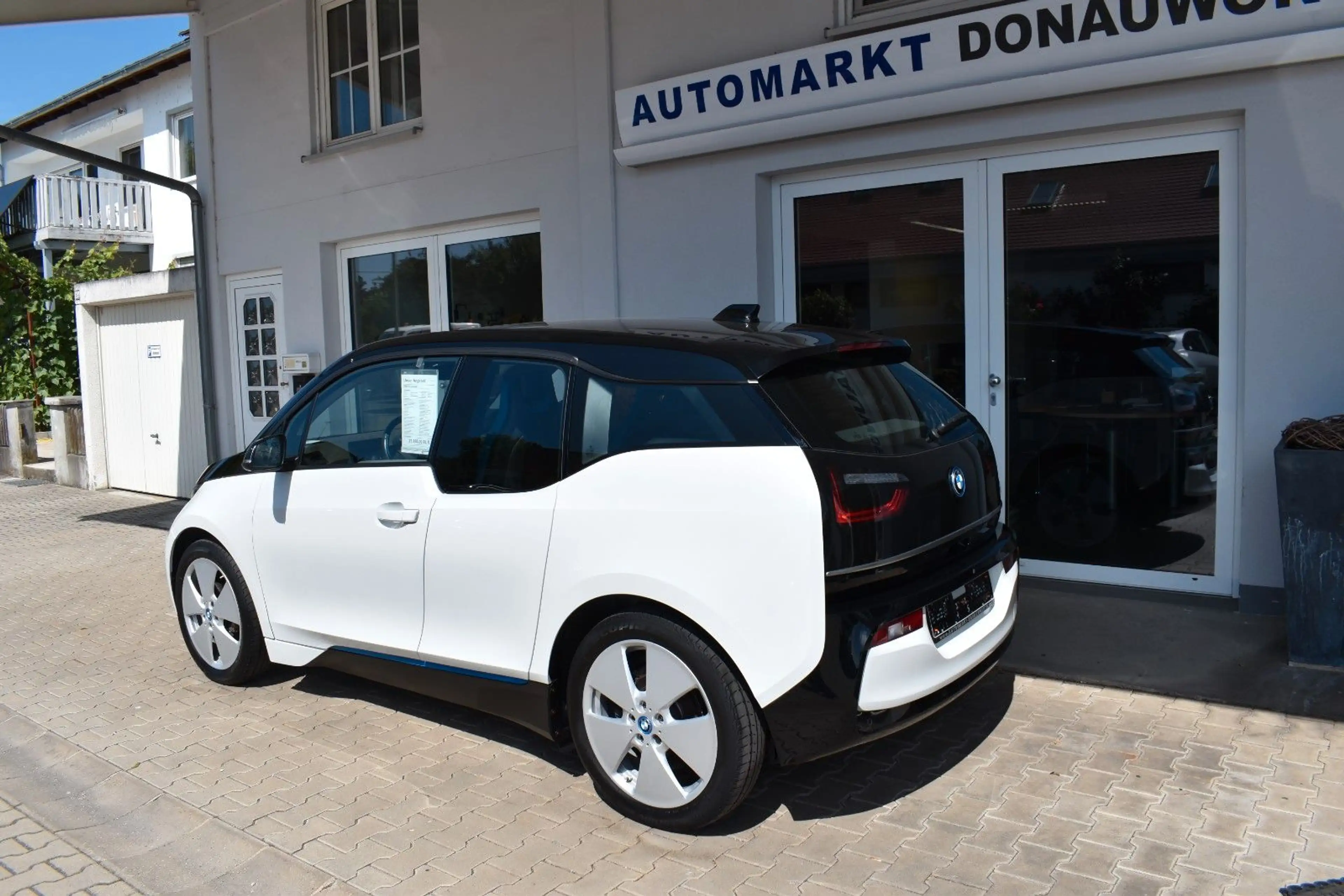 BMW i3 (120 Ah) Comfort Navi Sitzhzg Kamera PDC — photo 5