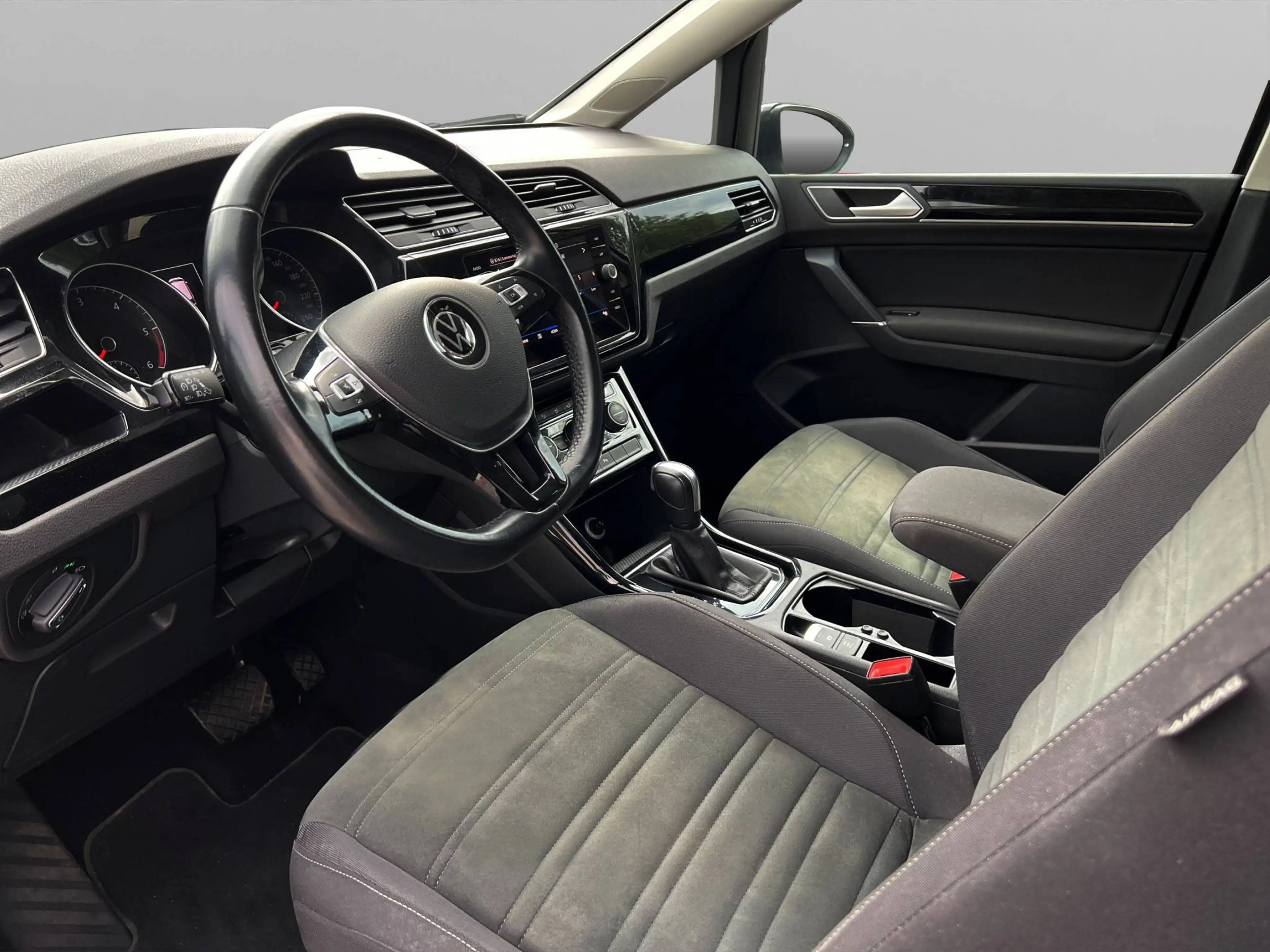 Volkswagen Touran Touran Comfortline 2,0 BMT TDI DSG Comfortline — photo 10