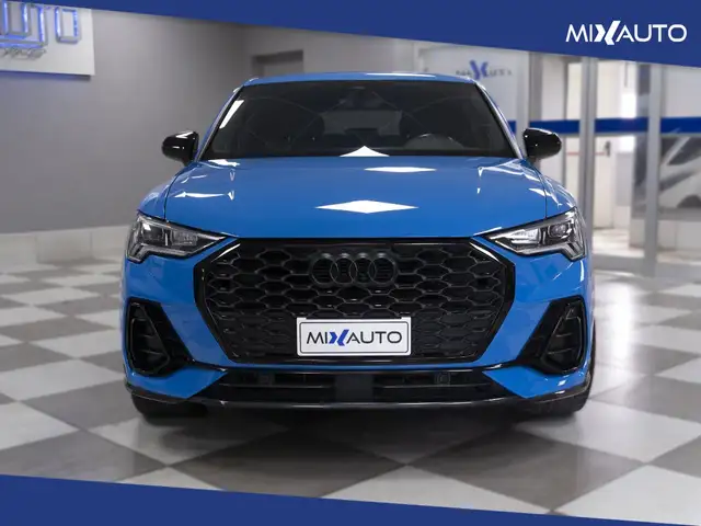 Audi Q3 view 2