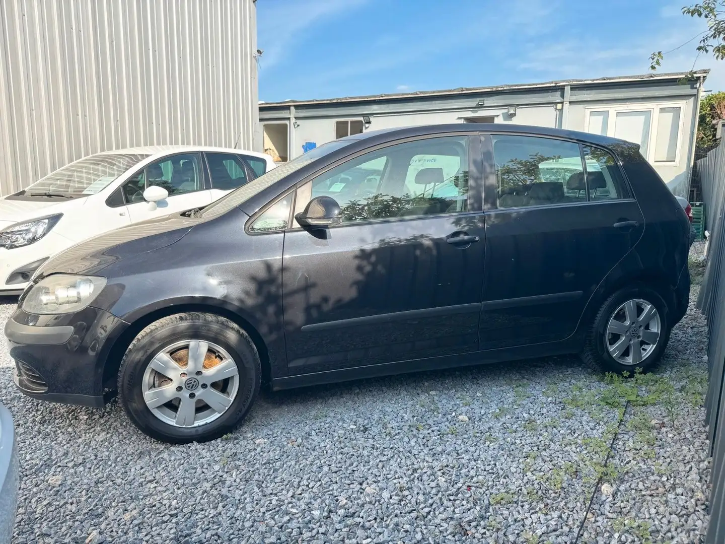 Volkswagen Golf Plus V 1.9TDI Negro - 2