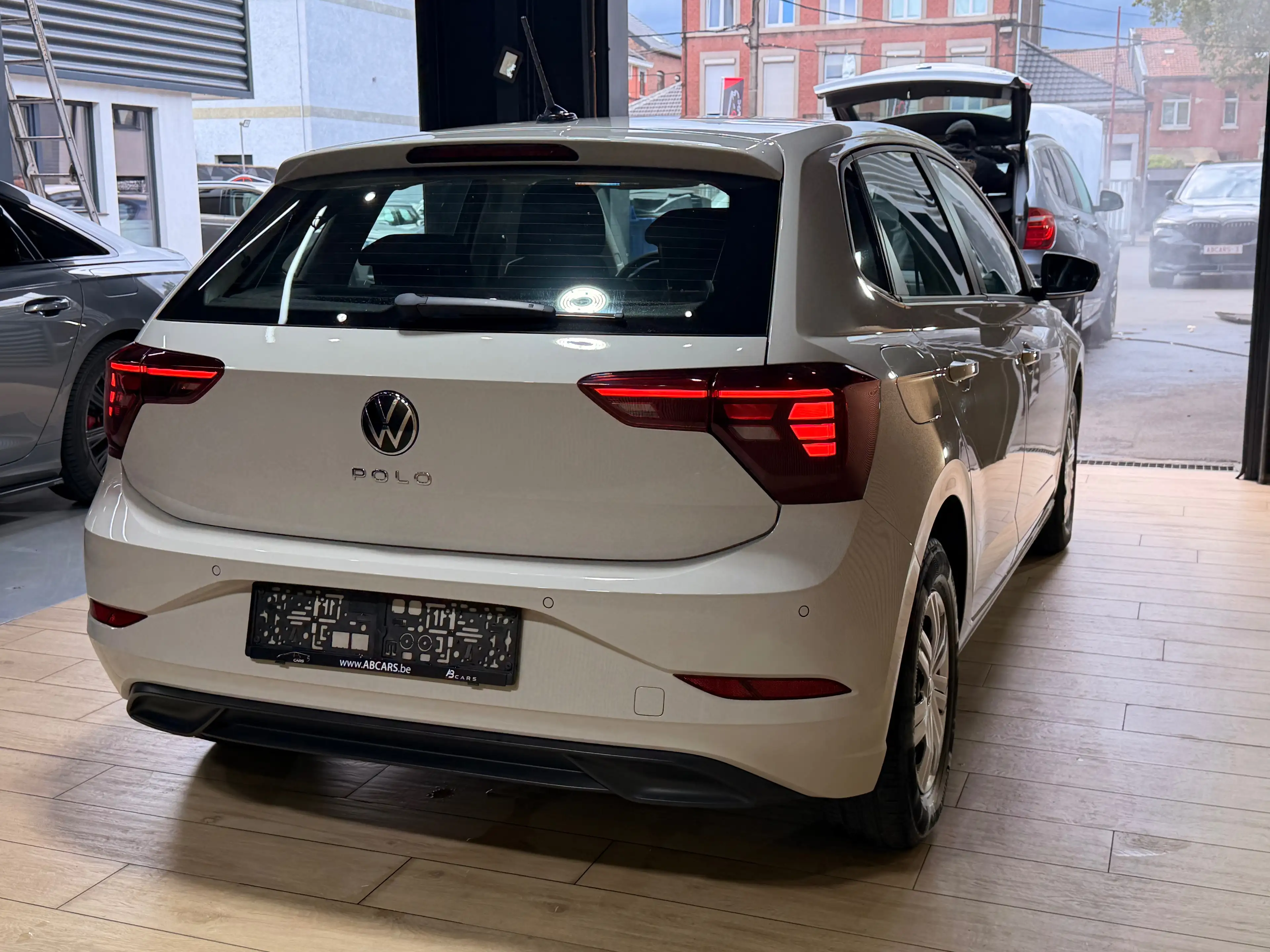 Volkswagen Polo 1.0i * GARANTIE 12 MOIS * 1ER PROP * — photo 7