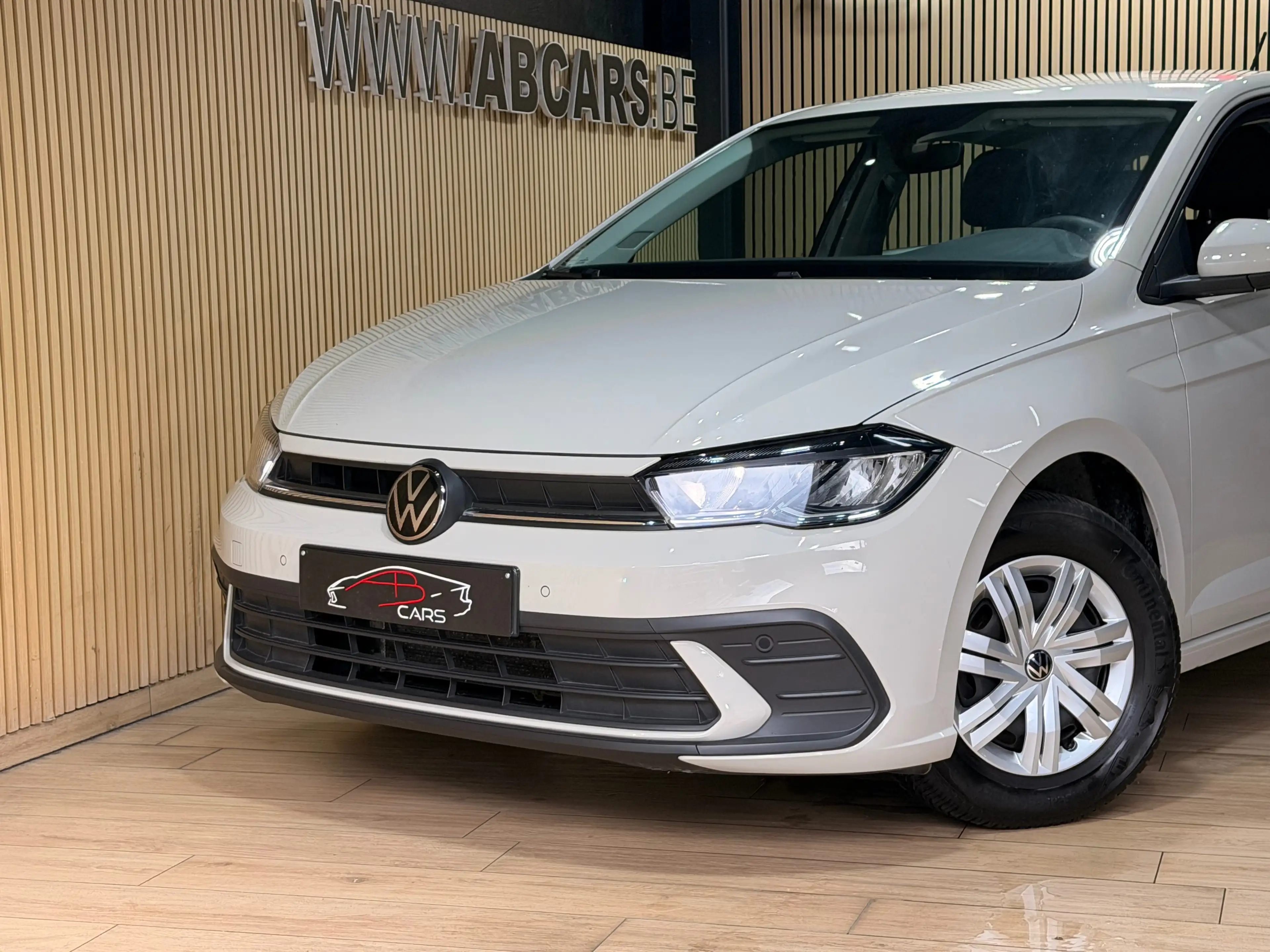 Volkswagen Polo 1.0i * GARANTIE 12 MOIS * 1ER PROP * — photo 2