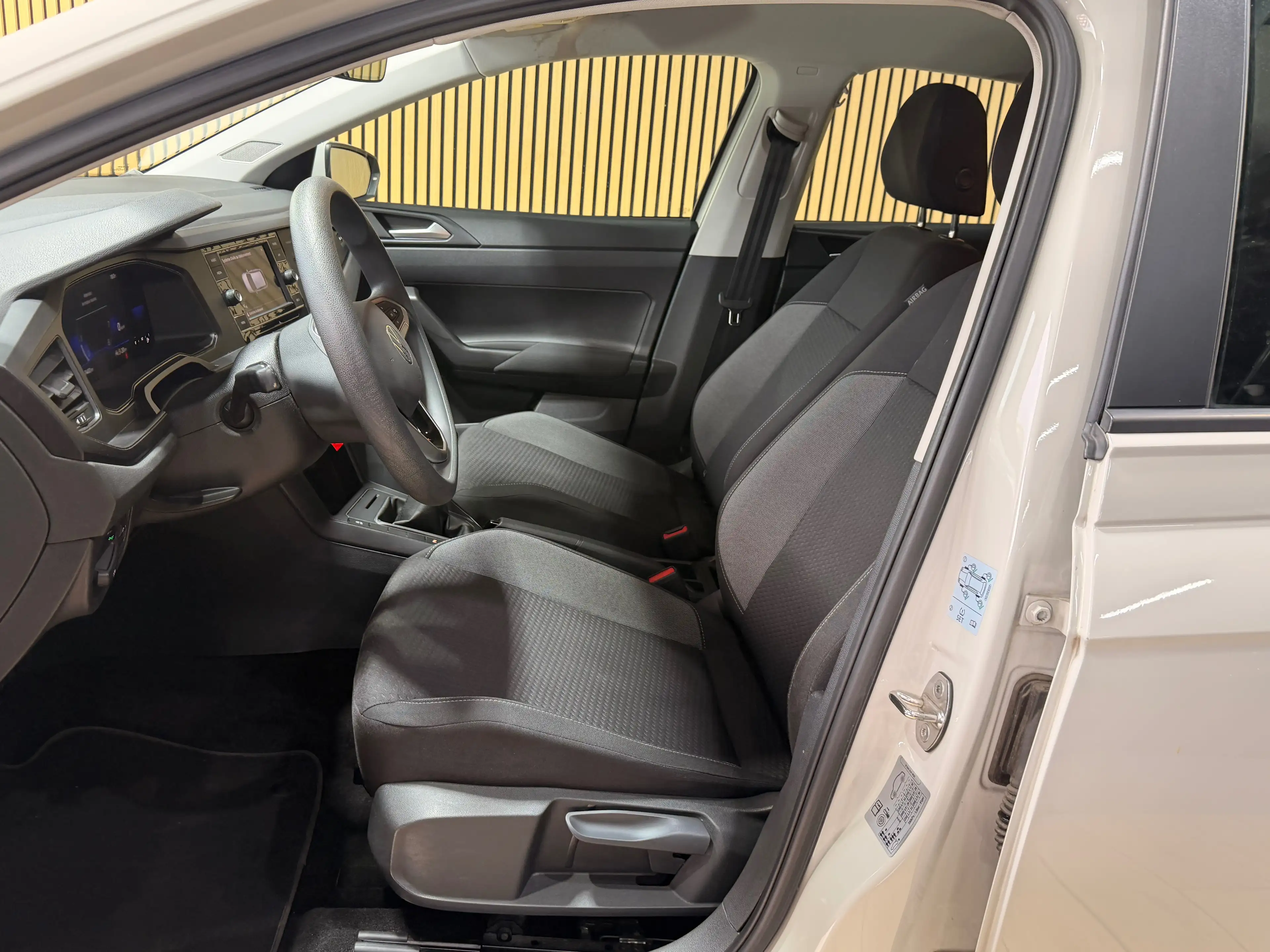 Volkswagen Polo 1.0i * GARANTIE 12 MOIS * 1ER PROP * — photo 10