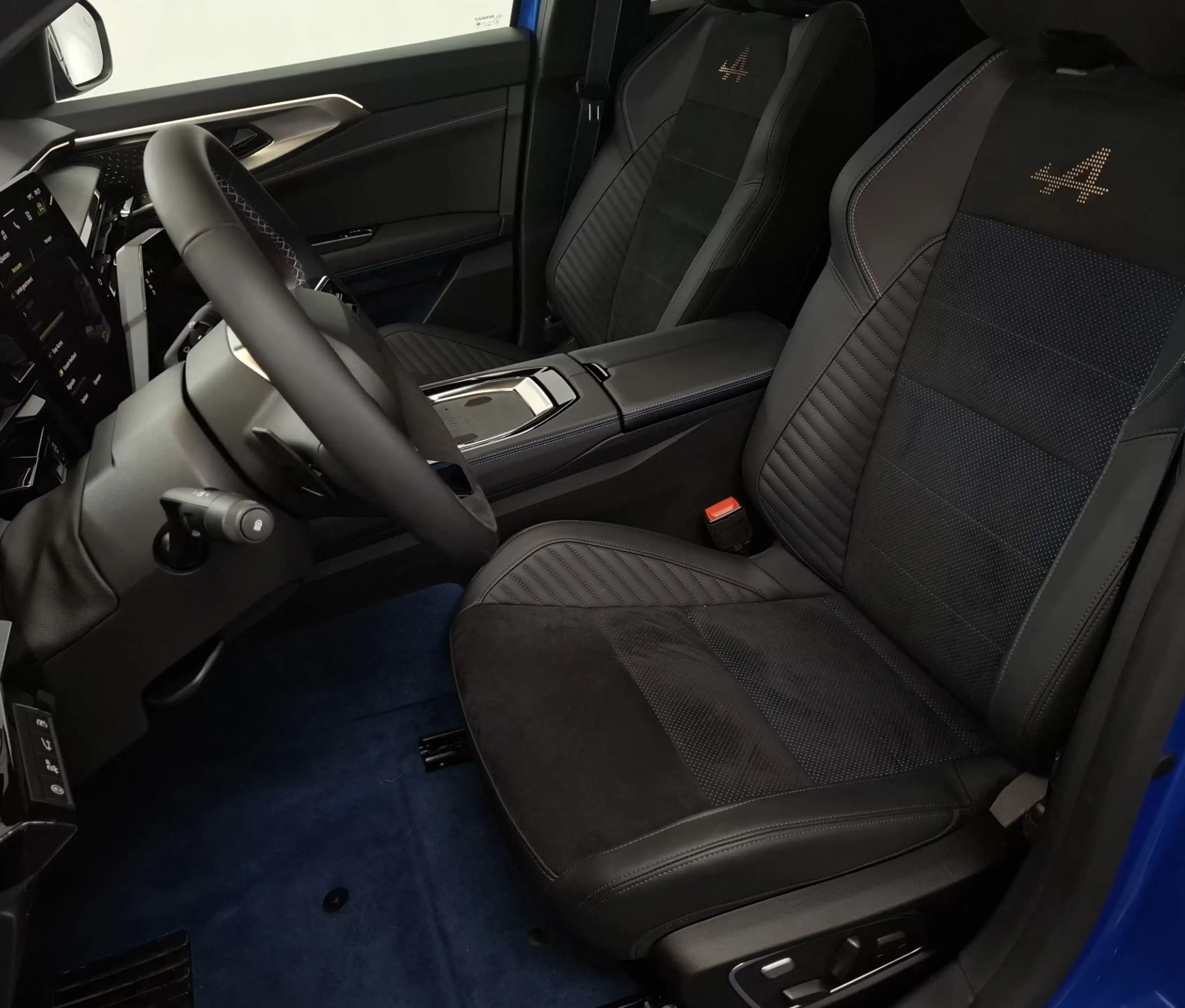 Renault Rafale 1.2 E-Tech 4x4 plug-in hybrid 300 esprit Alpine Pa — photo 14
