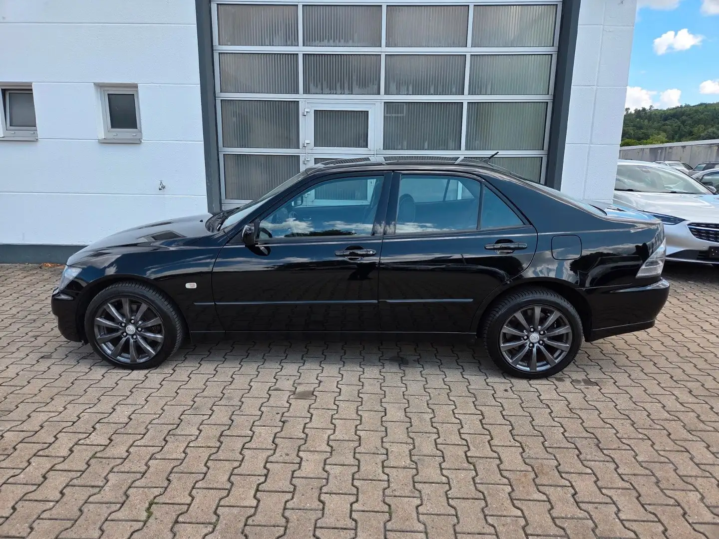 Lexus IS 200 Automatik/Top Ausstattung/Guter Zustand Noir - 2