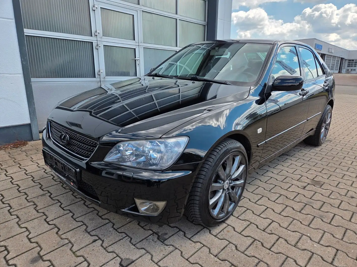Lexus IS 200 Automatik/Top Ausstattung/Guter Zustand Noir - 1