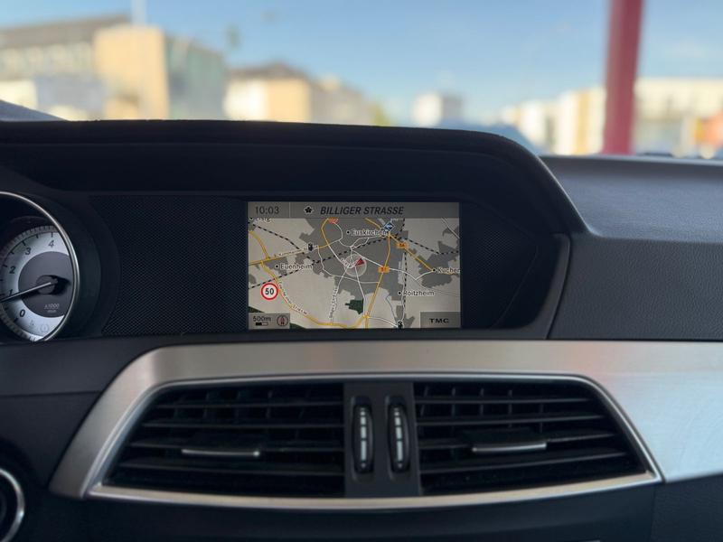 Mercedes-Benz C 250 T CGI Blue HARMANKARDON/LED/NAVI/LEDER/AHK — photo 13