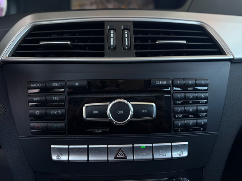 Mercedes-Benz C 250 T CGI Blue HARMANKARDON/LED/NAVI/LEDER/AHK — photo 14