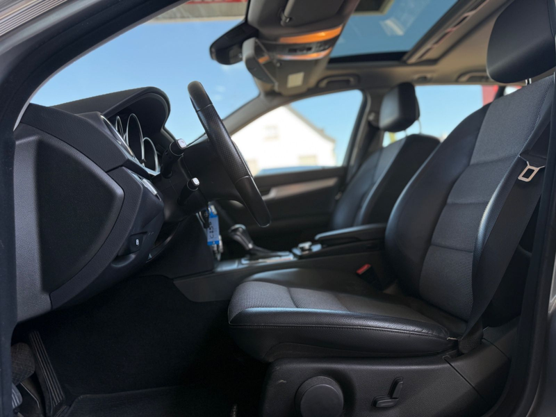 Mercedes-Benz C 250 T CGI Blue HARMANKARDON/LED/NAVI/LEDER/AHK — photo 10