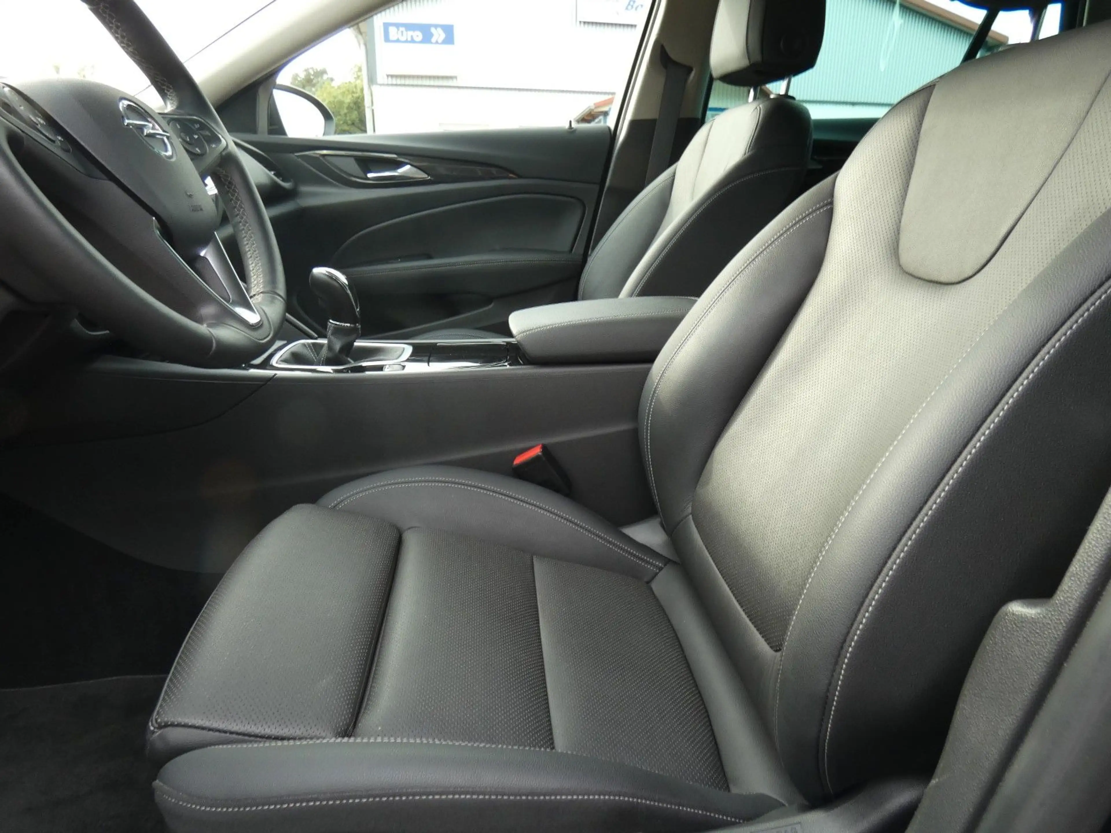 Opel Insignia 2.0 D SHZ Navi LED-MA Leder Massage AGR — photo 8