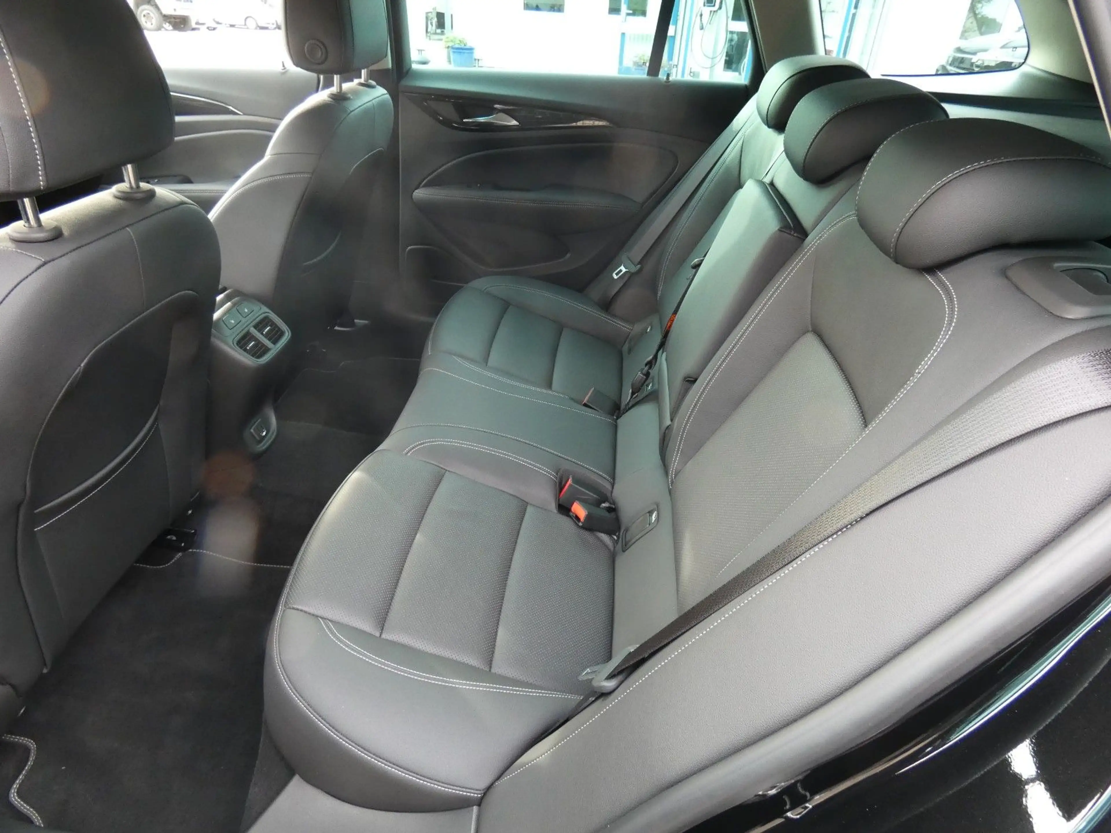 Opel Insignia 2.0 D SHZ Navi LED-MA Leder Massage AGR — photo 14