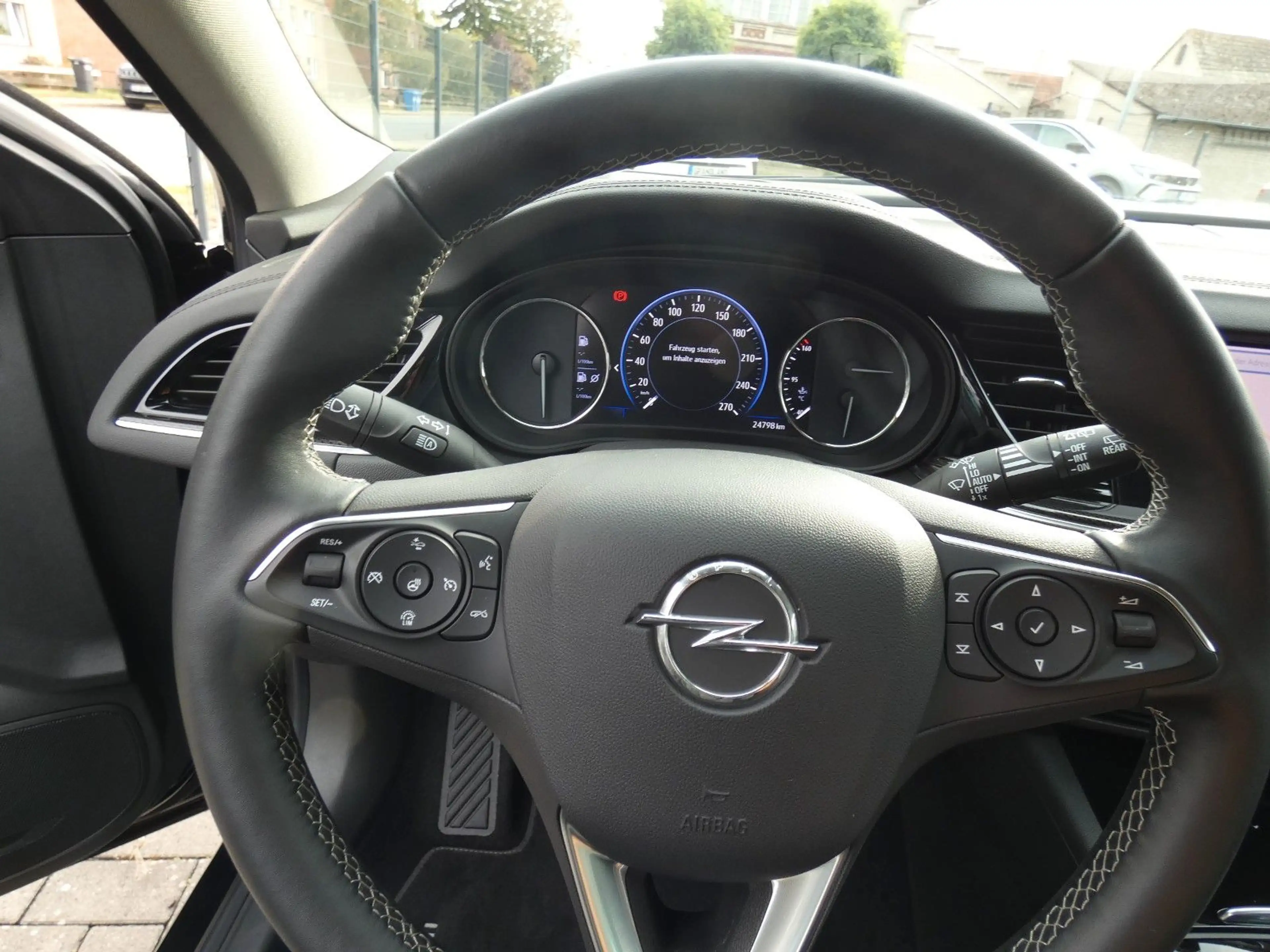Opel Insignia 2.0 D SHZ Navi LED-MA Leder Massage AGR — photo 7