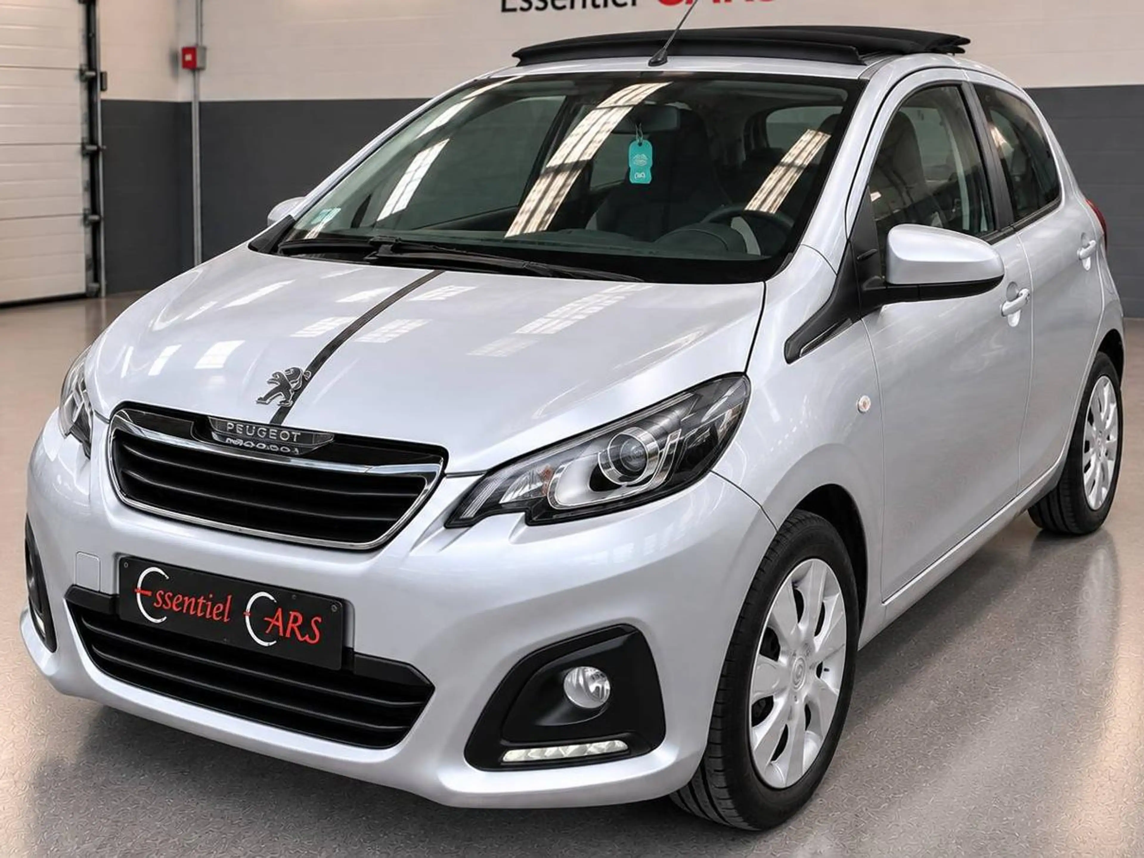 Peugeot 108 Cabriolet 1.2 82cv * 76.000 kms* Airco+Bluetooth* Garantie 1 an — photo 3
