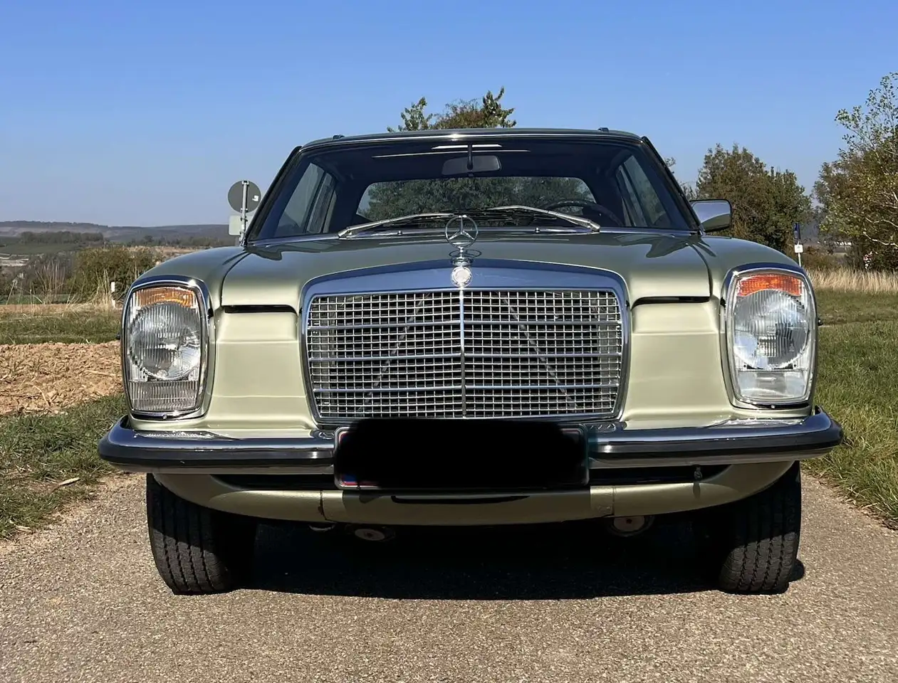 Mercedes-Benz W 114/115 Strich-Acht, foto 4