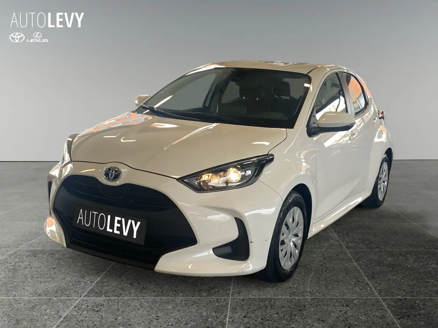 Toyota Yaris 1.5 Hybrid Comfort *CARPLAY* Weiß - 2