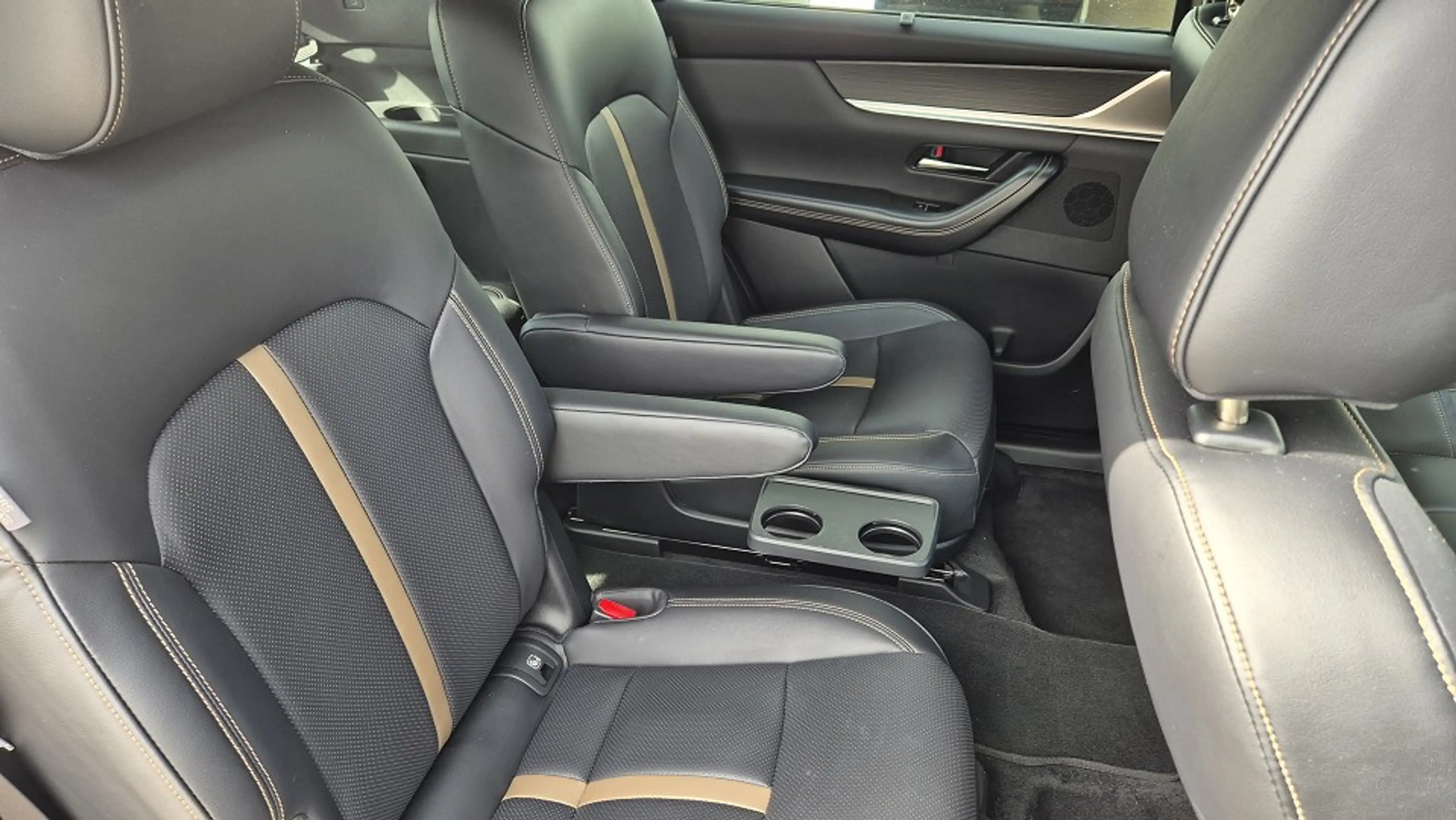 Mazda CX-80 3.3L e-SKYACTIV D 254ps Homura PANO CAHO — photo 6