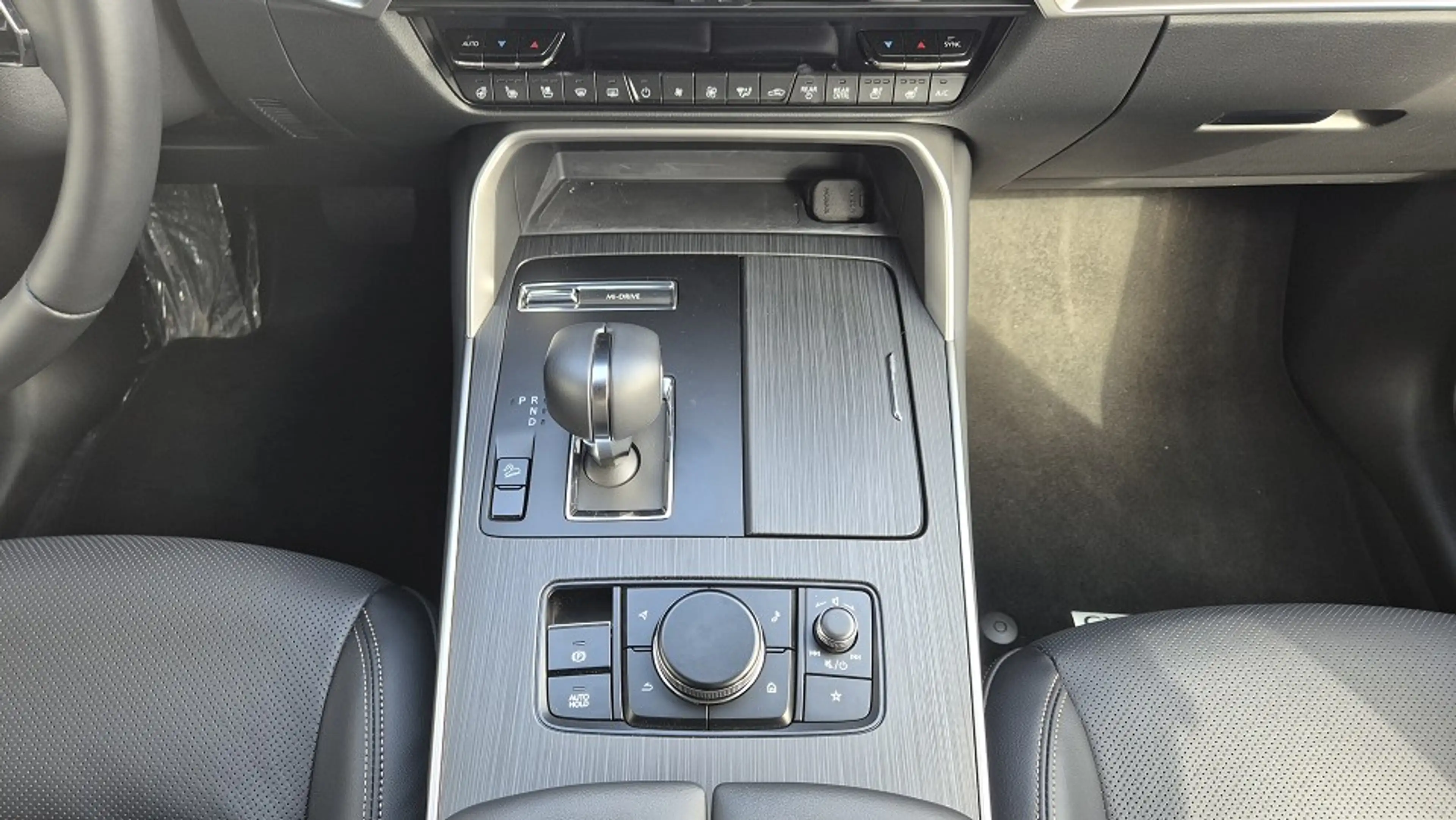 Mazda CX-80 3.3L e-SKYACTIV D 254ps Homura PANO CAHO — photo 13