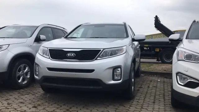 Kia Sorento 2.4L DOHC MPI  2WD Nur Für Export