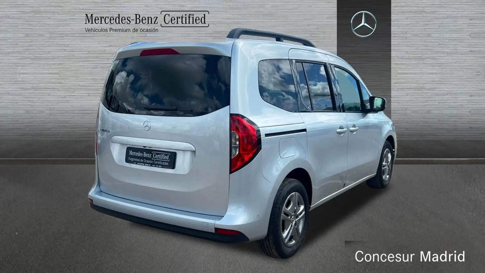 Mercedes-Benz T-Class 180 d Plateado - 2