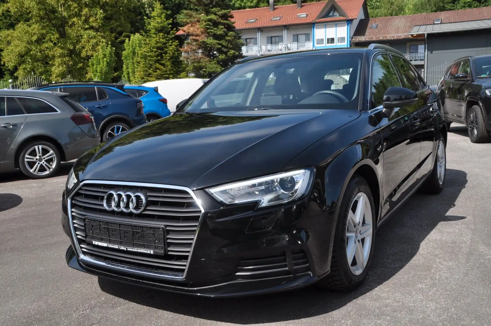 Audi A3 Sportback 35 TFSI basis S-Tronic *Xenon*Navi* Negro - 2