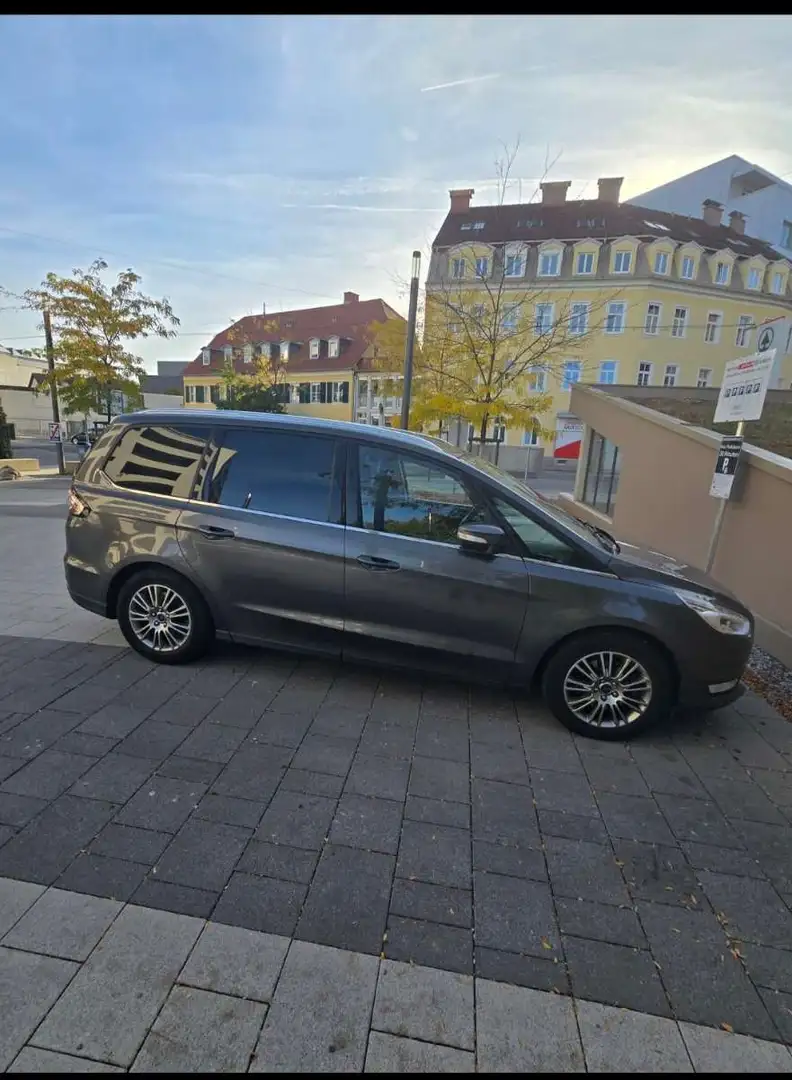 Ford Galaxy Galaxy 2.0 TDCi Aut. Titanium Grau - 1