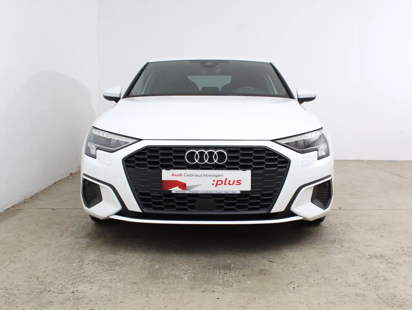 Audi A3 35 TFSI Weiß - 2