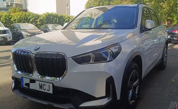 BMW X1 2022, foto 2