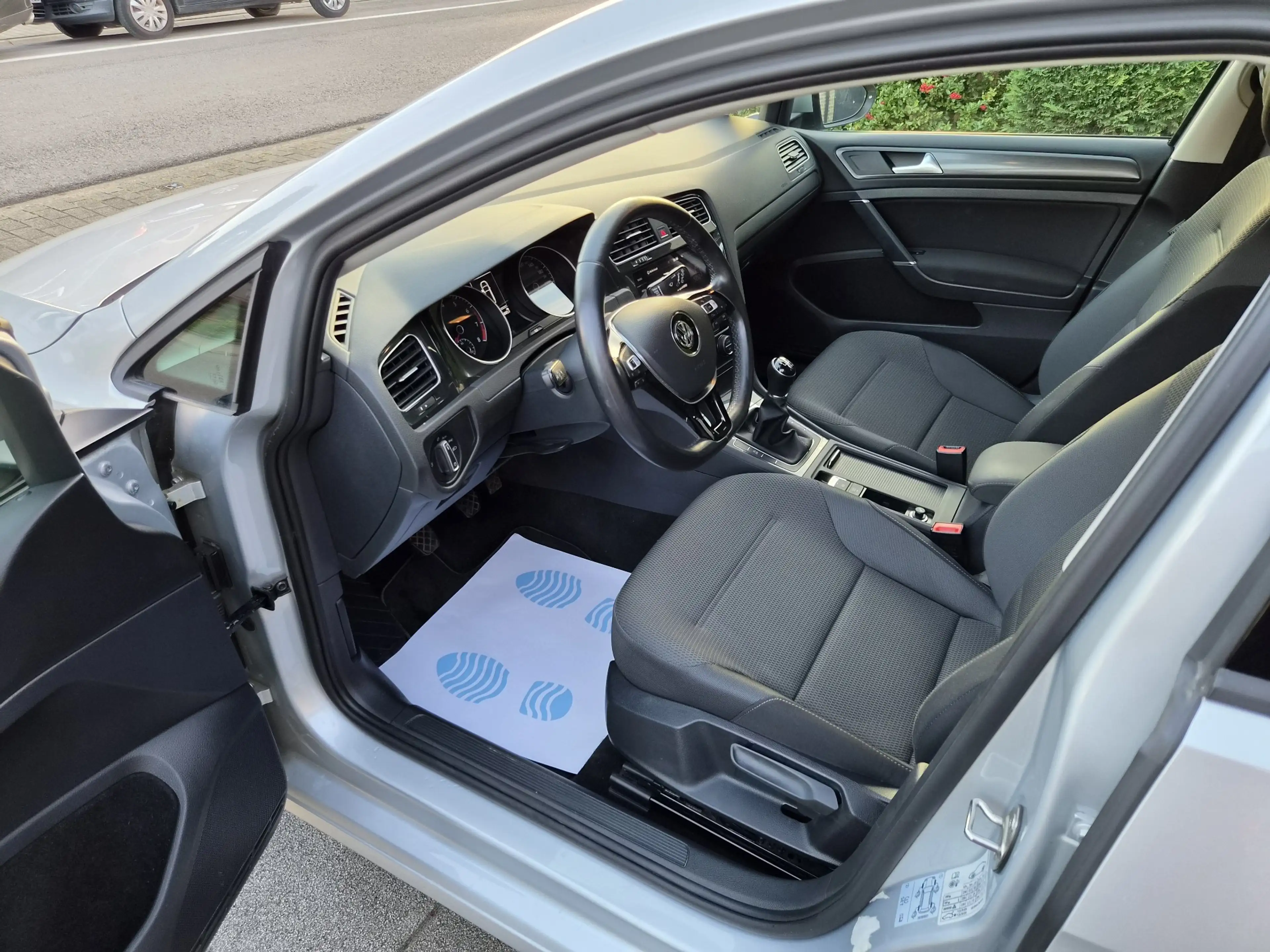Volkswagen Golf Variant 1.0 TSI / Comfortline / NAVI / CAMERA / CRUISE / L — photo 5