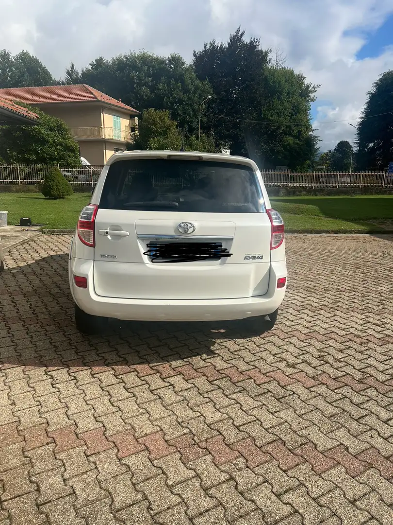 Toyota RAV 4 RAV4 2.2 d-cat Luxury 150cv auto dpf my09 - 2