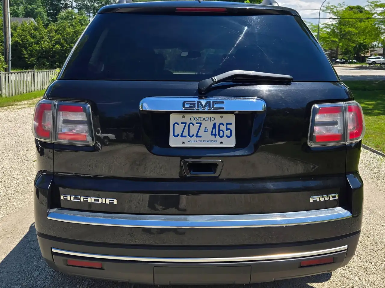 GMC Acadia photo GMC Acadia