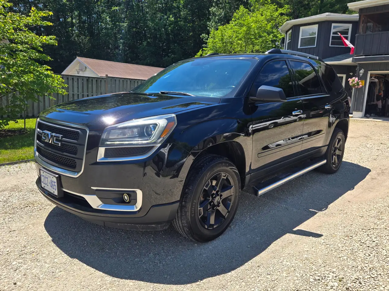 GMC Acadia photo GMC Acadia