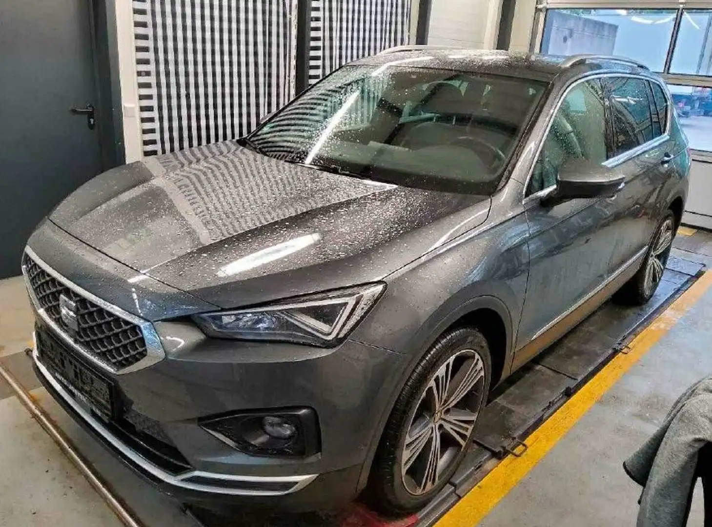 SEAT Tarraco Xcellence 4Drive *7 Sitzer*360 Kamera* Grau - 1