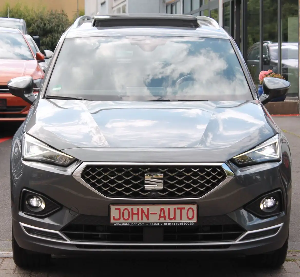 SEAT Tarraco Xcellence 4Drive *7 Sitzer*360 Kamera* Grau - 2