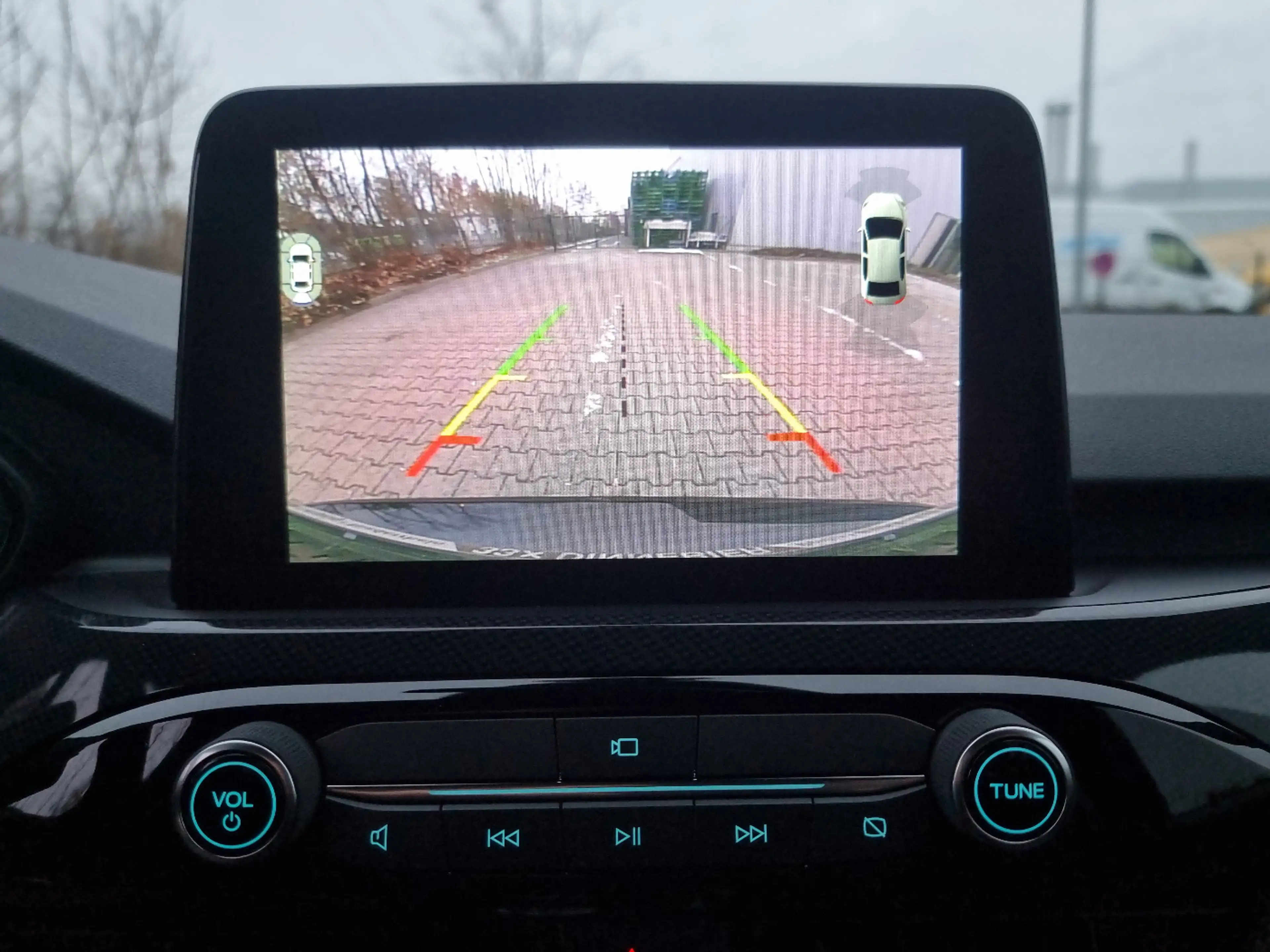 Ford Kuga ST-Line Navigation+Kamera+Winterpaket — photo 13