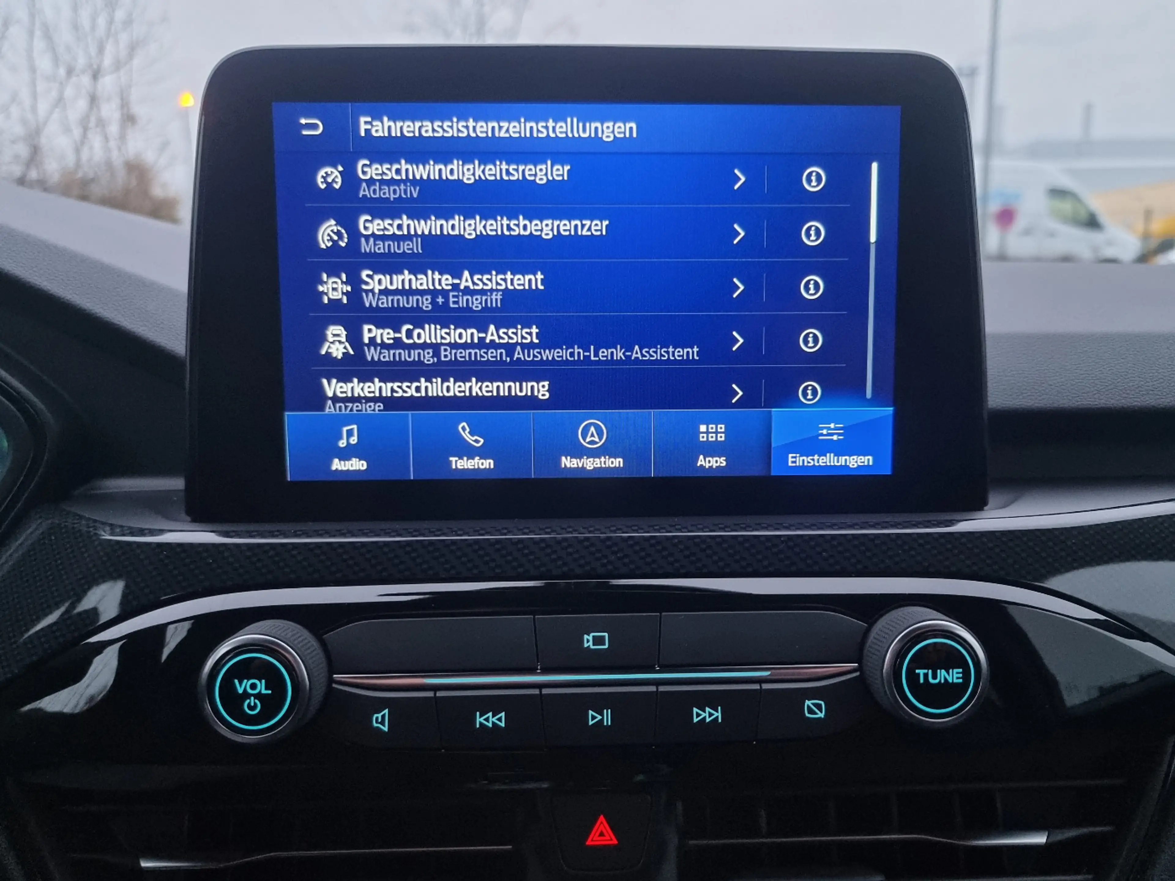 Ford Kuga ST-Line Navigation+Kamera+Winterpaket — photo 11